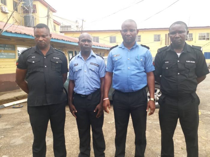 Policemen who ‘murdered’ suspected phone thieves in Lagos arrested
