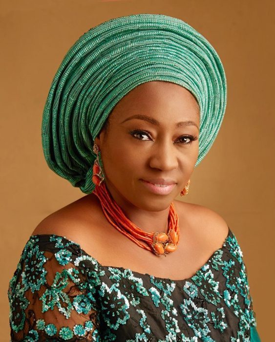 Governor Fayemi’s wife escapes death, as FUOYE students allegedly attack convoy