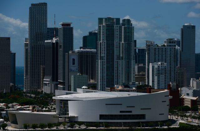 Pornography firm bids for Miami Heats' naming rights