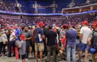 Donald Trump: Tulsa rally fails to draw expected crowds amid virus fears