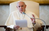 Pope appeals for end to Libyan civil war