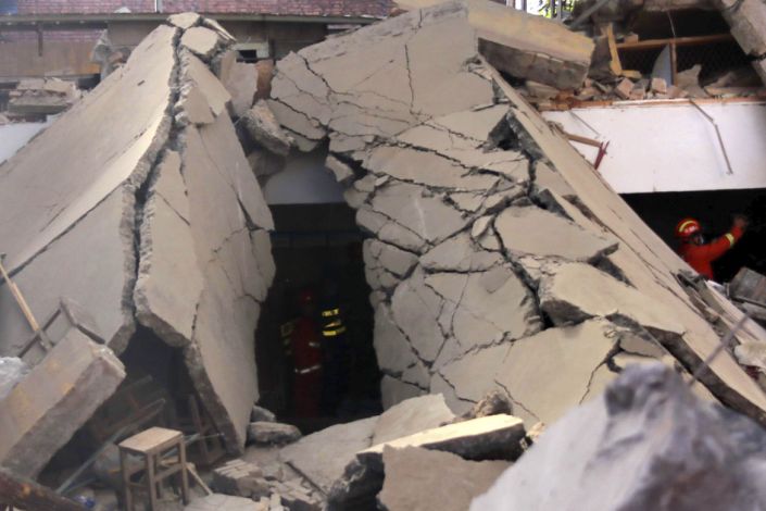 China restaurant collapses during birthday party, killing 29