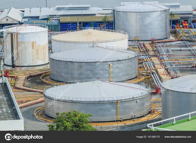 Lagos Govt, Reps seek win-win solution to tank farm operators, residents dispute