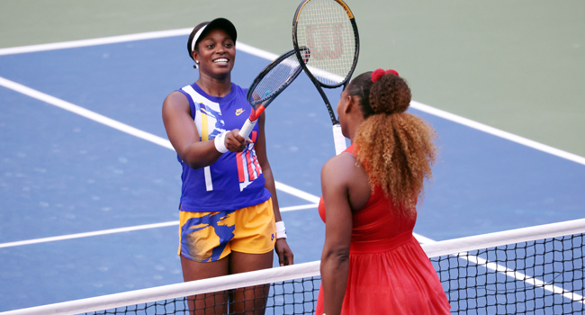 US Open: Serena Williams shrugs off early scare to reach last 16