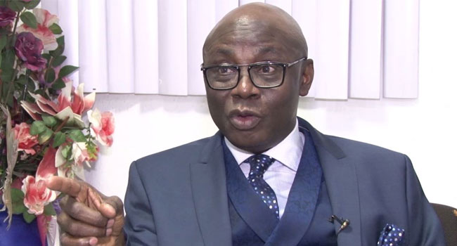 Bakare condemns clampdown on #EndSARS protesters, asks FG to unfreeze accounts