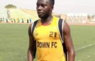 Nigerian footballer slumps, dies during match