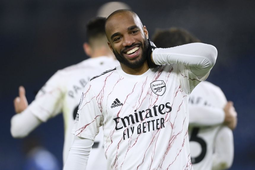 Substitute Lacazette gives Arsenal 1-0 win at Brighton