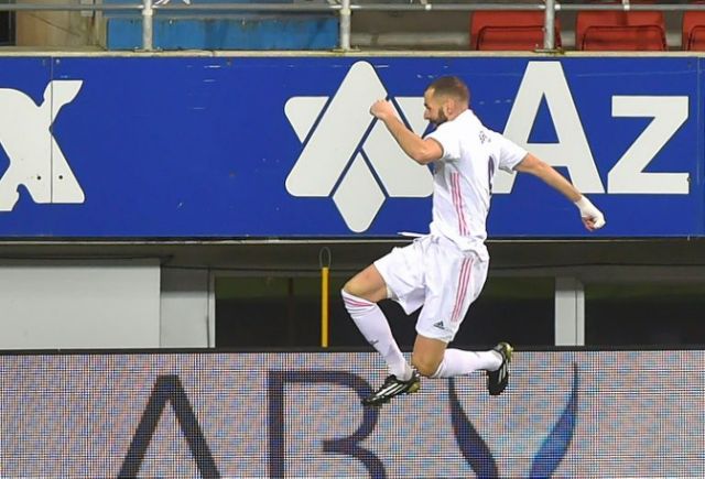 'Phenomenal' Benzema stars as Real Madrid move level with Atletico at La Liga summit