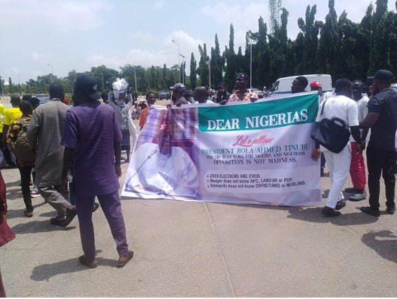 Pro-Tinubu Protesters Storm National Assembly Over Fuel Hike