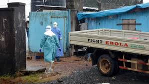 US says no Ebola patient contact for troops in Liberia