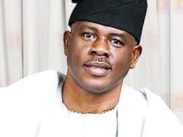 Obanikoro Canvasses Support For Jonathan, Agbaje