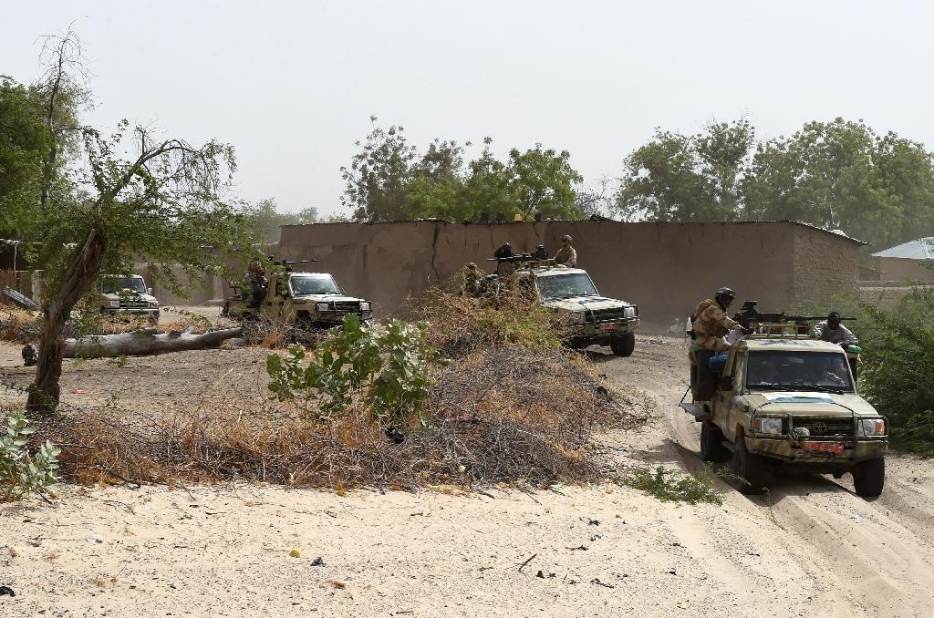 Nigeria troops forced to retreat after landmines kill four