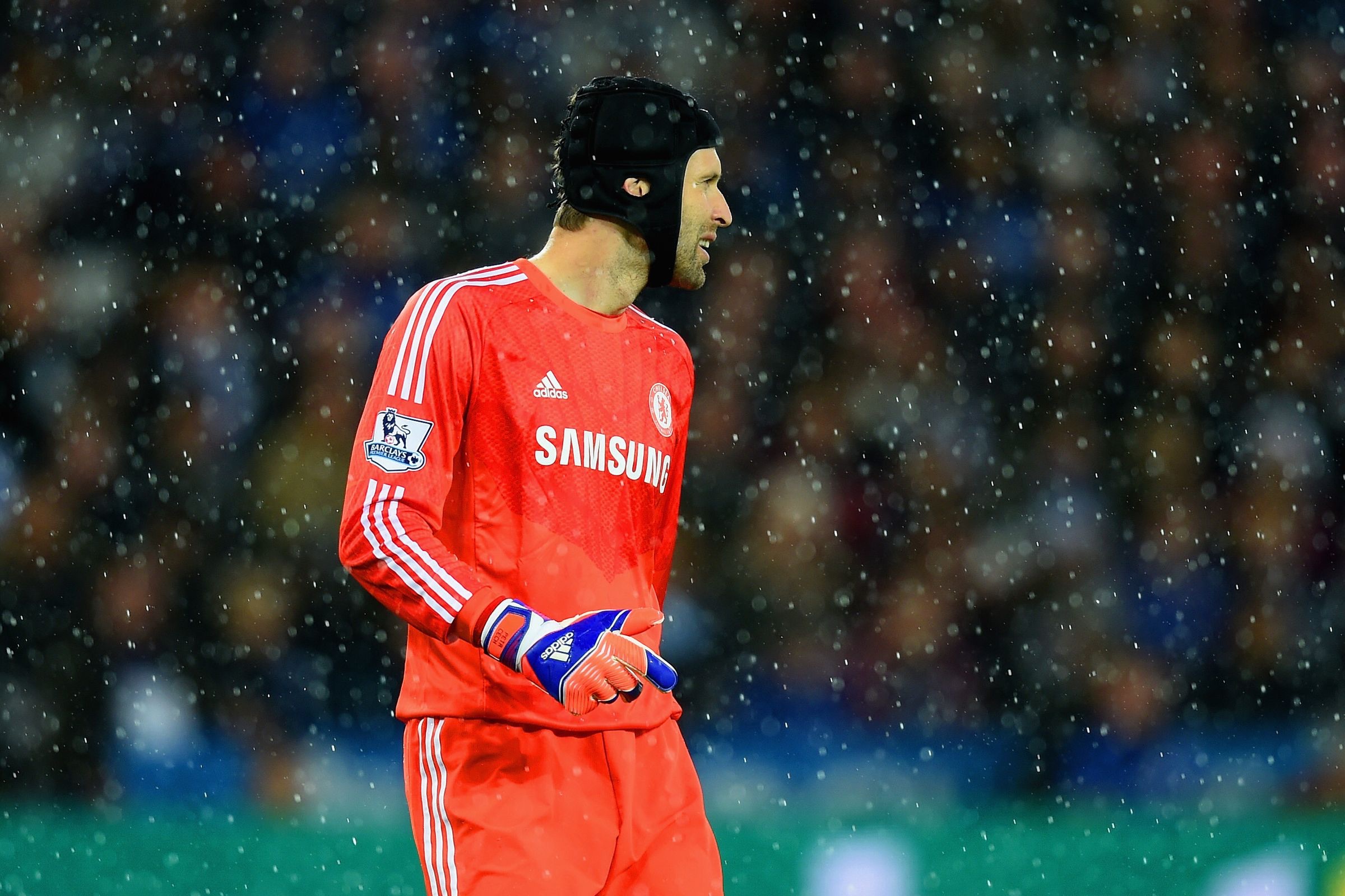Mourinho: I don't want Cech to go to an English club