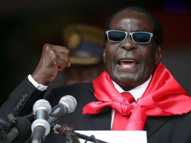 Mocking same sex marriage, Zimbabwe's Mugabe asks Obama to 'marry him'