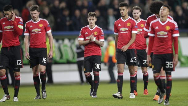 Manchester United beaten 3-2 by Wolfsburg, headed to Europa League