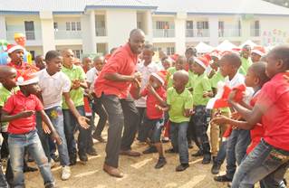 NNPC-SNEPCo showers gifts on school children at end of year party