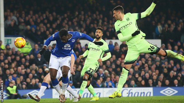 Romelu Lukaku header gives Everton edge over Man.City