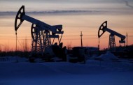 Saudis, Russia agree oil output freeze, talks with Iran to follow
