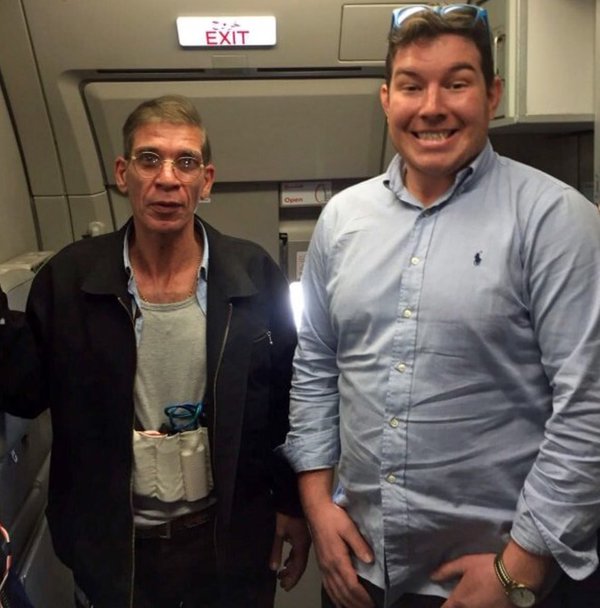 British man’s selfie with EgyptAir hijacker sets Twitter abuzz