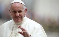 Pope Francis considering making women deacons