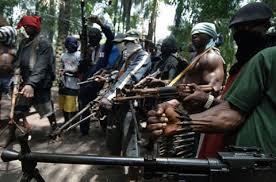 Gunmen kill five security personnel in Nigerian Delta, oil companies evacuate staff