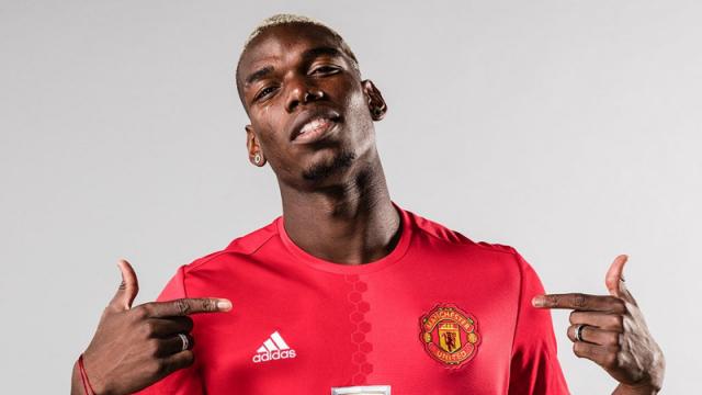 Manchester United sign Paul Pogba for world record fee