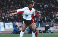 First black  Liverpool player Howard Gayle turns down MBE