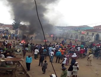 Protest rocks Iwo as monarch hands over suspected kidnapper to police