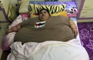 1,000-pound woman trying to get help for weight problem