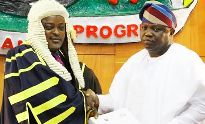 Budget 2019: Lagos Assembly threatens Ambode with impeachment