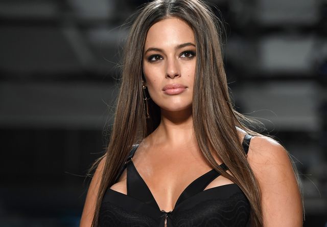 Revealing Ashley Graham images censored by Instagram: 'I can only pray that it has nothing to do with her size'