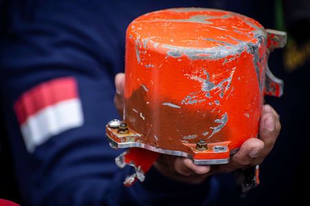 Indonesian divers find crashed Lion Air jet's second black box
