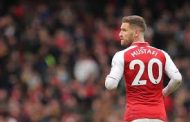 Arsenal make Shkodran Mustafi transfer decision after shock Crystal Palace defeat