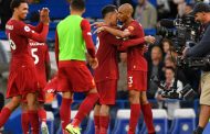 Liverpool beat Chelsea to extend perfect start