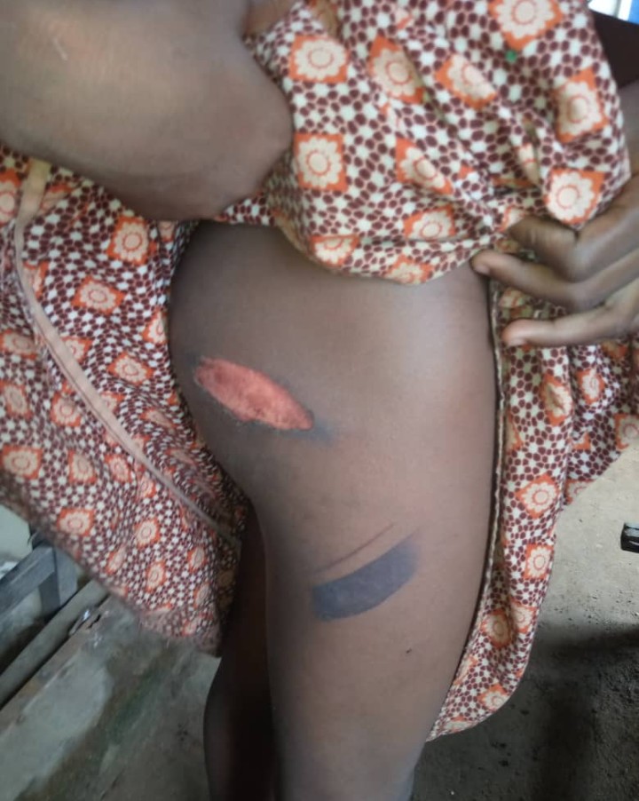 Cruel mistress burns housemaids with hot iron for not flushing toilet