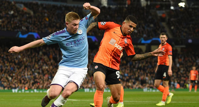 Manchester City book place in Champions League last 16