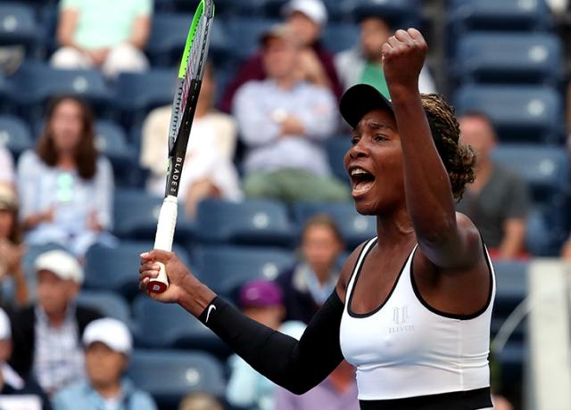 Venus Williams refuses to shake hands before a tennis match (& not just because of germs)