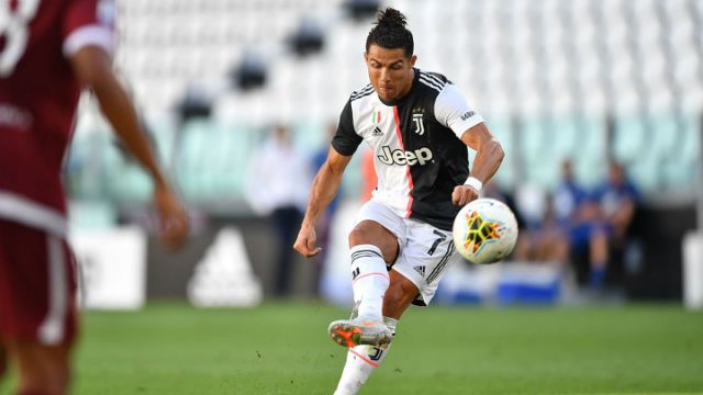 Ronaldo becomes first Juventus player in 60 years to score 25 league goals as he finally breaks free-kick duck