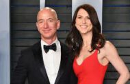 MacKenzie Scott, the ex-wife of Jeff Bezos, donated $1.7 billion on Wednesday. By Friday, she'd made it all back — and then some