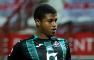 Salzburg 2-2 Liverpool: Brewster double salvages draw