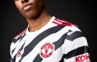 Man United release extravagant 'zebra' kit