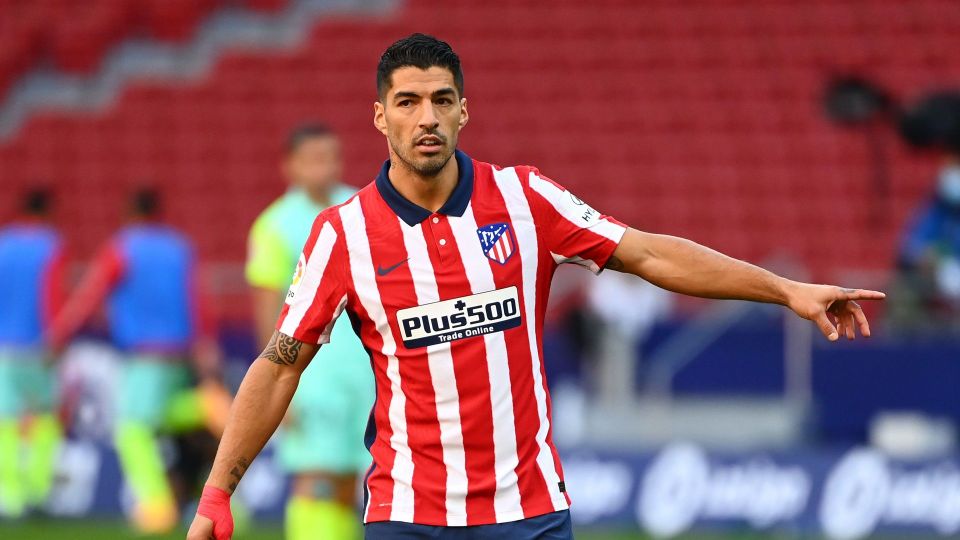 Suarez makes history on Atletico Madrid debut with double and assist off the bench