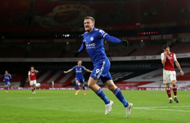 'World-class' Vardy rocks Arsenal as Leicester go fourth