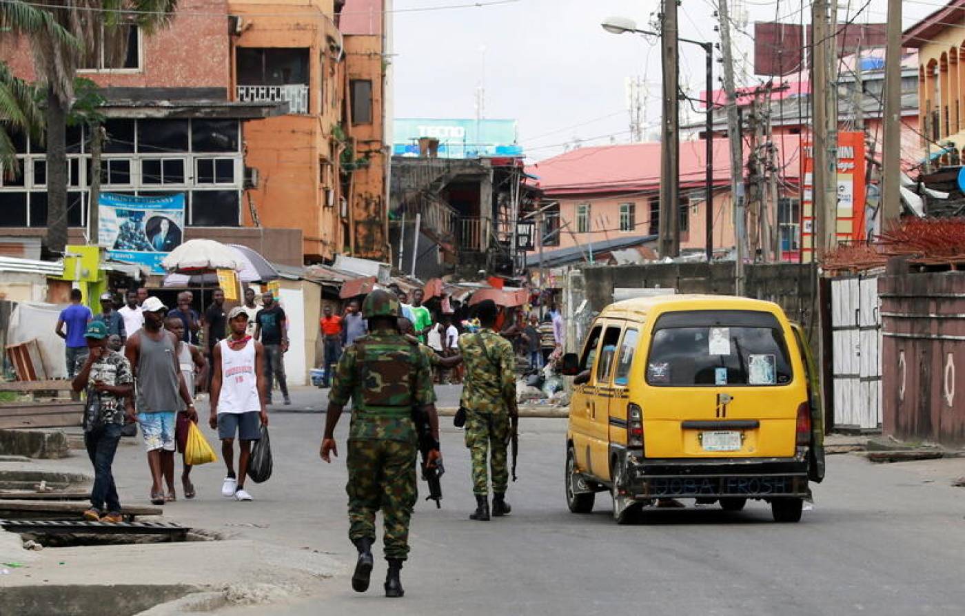 Armed gangs seen in Lagos as protests continue