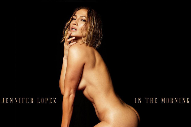 Jennifer Lopez poses completely nude and shows off sculpted body in jaw-dropping photo