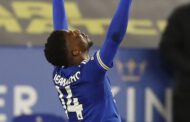 Leicester 2-1 Crystal Palace: Kelechi Iheanacho keeps Foxes' Champions League bid on track