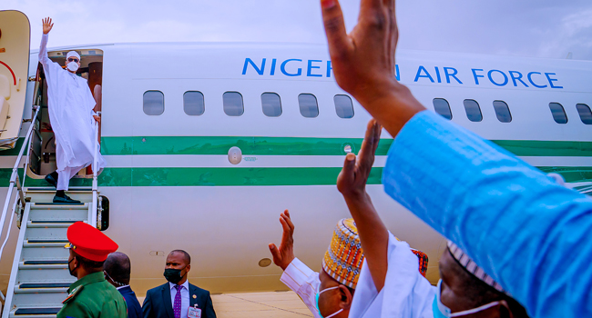 President Buhari returns to Abuja from Daura