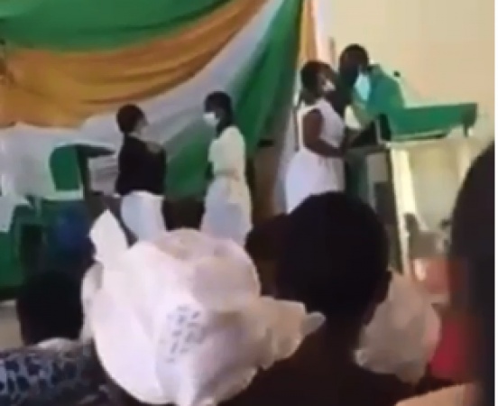 Anglican Church suspends priest seen in video kissing female students
