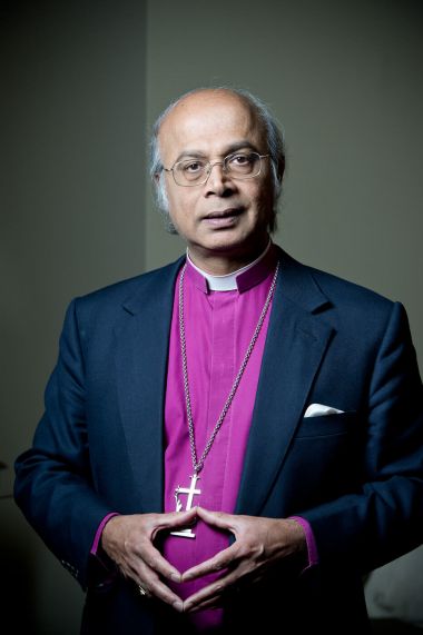 Anglican Bishop who criticised direction of Church of England converts to Catholicism
