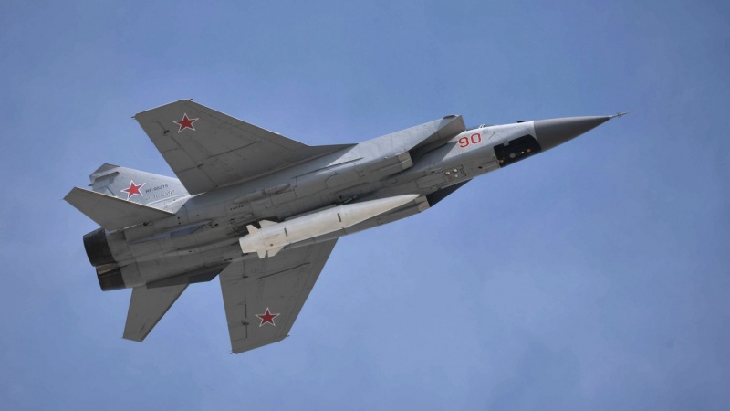 Russia unleashes advanced hypersonic missiles on Ukraine